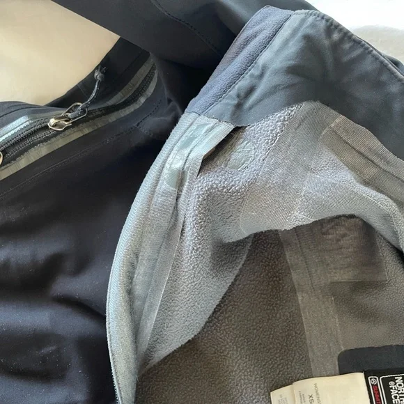 The North Face Summit Series GORE-TEX Soft Shell Jacket – Women’s XS - Picture 8 of 10